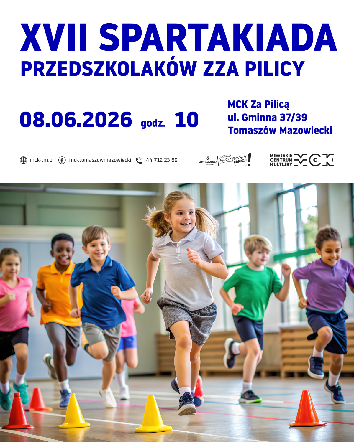 Na zdjęciu plakat Spartakiady Przedszkolaków za Pilicy. Na plakacie foto ćwiczących dzieci na sali gimnastycznej