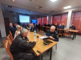 Miasto przekazało tomaszowskim policjantom nowoczesny tester narkotyków